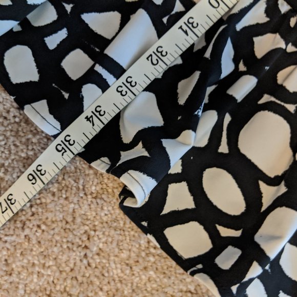 ✨ BCBGMaxazria black & cream print flounce dress Small - Picture 8 of 11